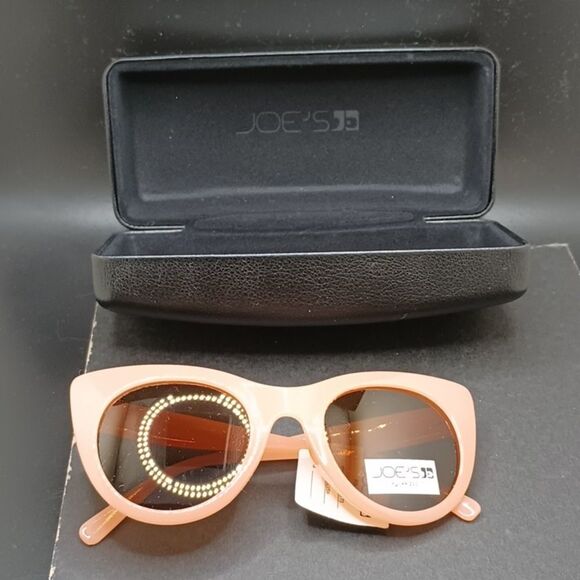 JOE'S jeans blush cat eye polarized sunglasses with case - Picture 12 of 13
